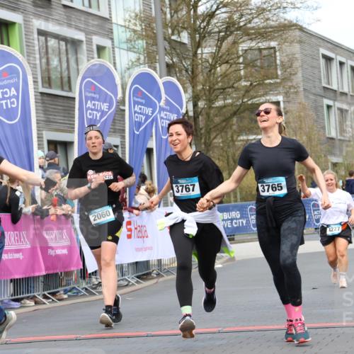 12.04.2026 - 45. Internationalen Wilhelmsburger Insellauf Strokosch-Dieckow http://msf.ph/oto/9464034 12.04.2026 13:15:47 Ziel 3881, 3882, 3767, 3765, 4366 meine-sportfotos.de