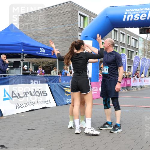 12.04.2026 - 45. Internationalen Wilhelmsburger Insellauf Strokosch-Dieckow http://msf.ph/oto/9464114 12.04.2026 13:15:30 Ziel 2110, 4695, 2815, 2785, 2043, 2118 meine-sportfotos.de
