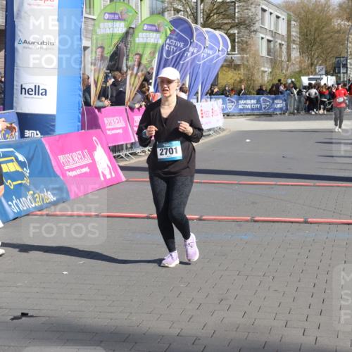 12.04.2026 - 45. Internationalen Wilhelmsburger Insellauf Strokosch-Dieckow http://msf.ph/oto/9464118 12.04.2026 10:54:59 Ziel 4390, 2701 meine-sportfotos.de