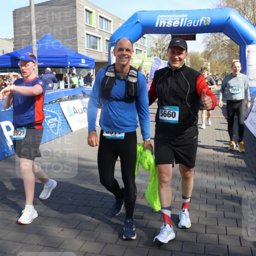 12.04.2026 - 45. Internationalen Wilhelmsburger Insellauf Strokosch-Dieckow http://msf.ph/oto/9464208 12.04.2026 10:55:30 Ziel 4585, 2324, 4636, 5006, 5333, 4056, 5334 meine-sportfotos.de