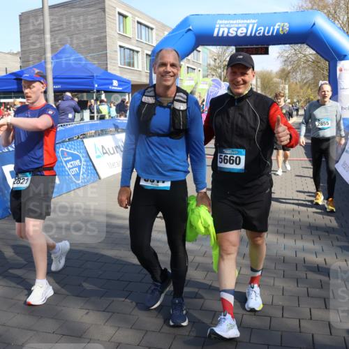 12.04.2026 - 45. Internationalen Wilhelmsburger Insellauf Strokosch-Dieckow http://msf.ph/oto/9464210 12.04.2026 10:55:30 Ziel 4585, 2324, 4636, 5006, 5333, 4056, 5334 meine-sportfotos.de