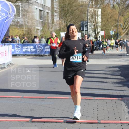 12.04.2026 - 45. Internationalen Wilhelmsburger Insellauf Strokosch-Dieckow http://msf.ph/oto/9464264 12.04.2026 10:55:59 Ziel 4714 meine-sportfotos.de