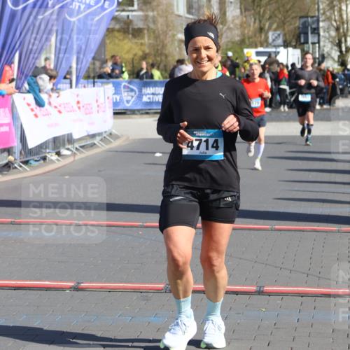 12.04.2026 - 45. Internationalen Wilhelmsburger Insellauf Strokosch-Dieckow http://msf.ph/oto/9464276 12.04.2026 10:56:00 Ziel 4714 meine-sportfotos.de