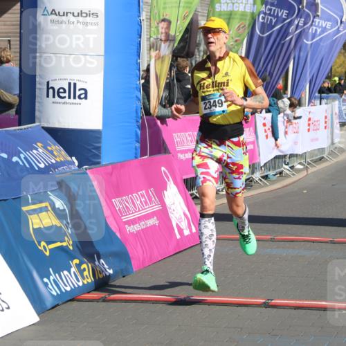 12.04.2026 - 45. Internationalen Wilhelmsburger Insellauf Strokosch-Dieckow http://msf.ph/oto/9464322 12.04.2026 10:56:13 Ziel 2349, 3118, 5822 meine-sportfotos.de