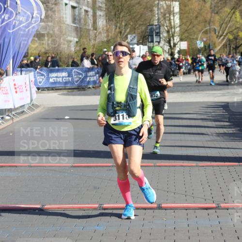 12.04.2026 - 45. Internationalen Wilhelmsburger Insellauf Strokosch-Dieckow http://msf.ph/oto/9464352 12.04.2026 10:56:15 Ziel 2349, 3118, 5822 meine-sportfotos.de