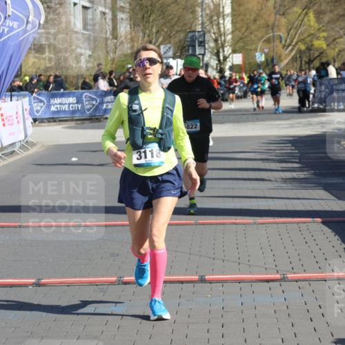 12.04.2026 - 45. Internationalen Wilhelmsburger Insellauf Strokosch-Dieckow http://msf.ph/oto/9464371 12.04.2026 10:56:16 Ziel 2349, 3118, 5822 meine-sportfotos.de