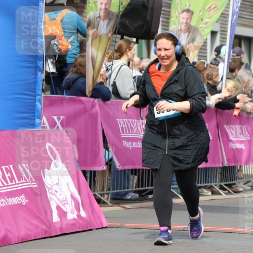 12.04.2026 - 45. Internationalen Wilhelmsburger Insellauf Strokosch-Dieckow http://msf.ph/oto/9464441 12.04.2026 13:14:28 Ziel 5790, 4716 meine-sportfotos.de