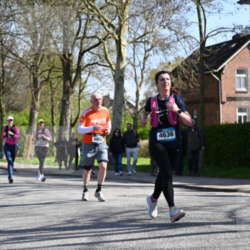 12.04.2026 - 45. Internationalen Wilhelmsburger Insellauf J. Mangold http://msf.ph/oto/9464467 12.04.2026 10:55:00 Ziel 2088, 5660, 5317, 2821, 2855, 4585, 2324, 4636, 5006, 5333, 4056, 5334, 4197, 5747, 5773, 5835, 5268, 4500, 4714 meine-sportfotos.de