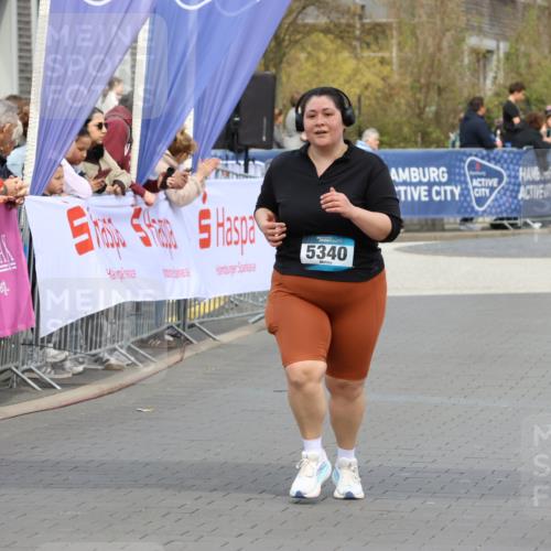 12.04.2026 - 45. Internationalen Wilhelmsburger Insellauf Strokosch-Dieckow http://msf.ph/oto/9464542 12.04.2026 13:14:13 Ziel 4178, 5340 meine-sportfotos.de