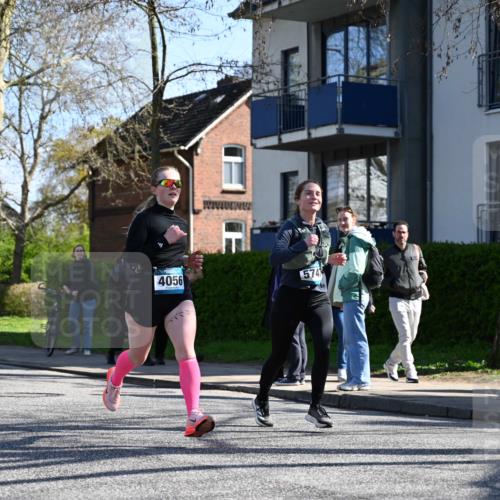 12.04.2026 - 45. Internationalen Wilhelmsburger Insellauf J. Mangold http://msf.ph/oto/9464552 12.04.2026 10:55:10 Ziel 2855, 4585, 2324, 4636, 5006, 5333, 4056, 5334, 4197, 5747, 5773, 5835, 5268, 4500, 4714, 3175, 4298, 5557, 2349 meine-sportfotos.de