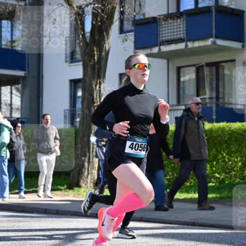 12.04.2026 - 45. Internationalen Wilhelmsburger Insellauf J. Mangold http://msf.ph/oto/9464568 12.04.2026 10:55:11 Ziel 4585, 2324, 4636, 5006, 5333, 4056, 5334, 4197, 5747, 5773, 5835, 5268, 4500, 4714, 3175, 4298, 5557, 2349, 3118 meine-sportfotos.de