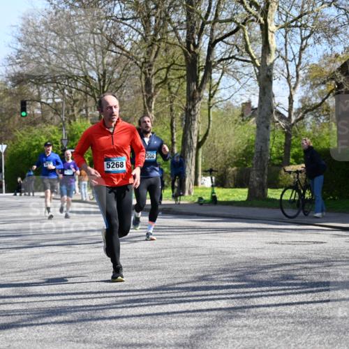 12.04.2026 - 45. Internationalen Wilhelmsburger Insellauf J. Mangold http://msf.ph/oto/9464572 12.04.2026 10:55:14 Ziel 2324, 4636, 5006, 5333, 4056, 5334, 4197, 5747, 5773, 5835, 5268, 4500, 4714, 3175, 4298, 4298, 5557, 2349, 3118, 5822 meine-sportfotos.de