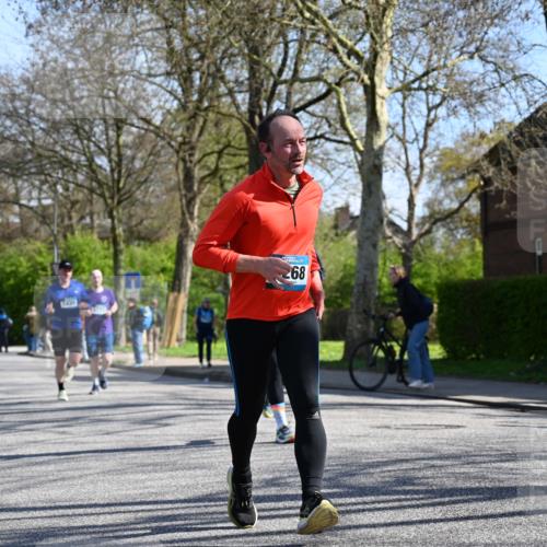 12.04.2026 - 45. Internationalen Wilhelmsburger Insellauf J. Mangold http://msf.ph/oto/9464590 12.04.2026 10:55:15 Ziel 4636, 5006, 5333, 4056, 5334, 4197, 5747, 5773, 5835, 5268, 4500, 4714, 3175, 4298, 5557, 5557, 2349, 3118, 5822 meine-sportfotos.de