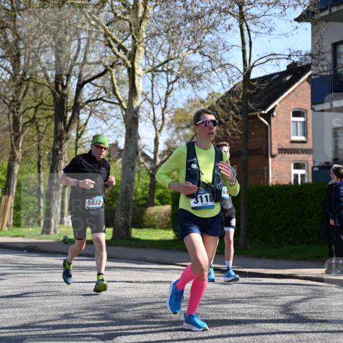 12.04.2026 - 45. Internationalen Wilhelmsburger Insellauf J. Mangold http://msf.ph/oto/9464676 12.04.2026 10:55:47 Ziel 3175, 4298, 5557, 2349, 3118, 5822, 3488, 2797, 2796, 2921, 2808, 3916, 4494, 5047, 4070, 5771, 4549, 4717, 2055, 5512, 2220 meine-sportfotos.de