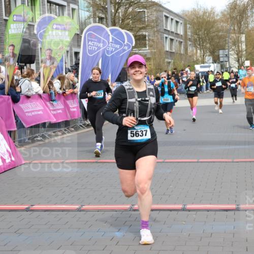 12.04.2026 - 45. Internationalen Wilhelmsburger Insellauf Strokosch-Dieckow http://msf.ph/oto/9464832 12.04.2026 13:13:52 Ziel 5637, 2080, 5819, 2064 meine-sportfotos.de