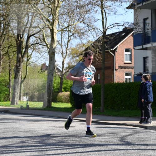 12.04.2026 - 45. Internationalen Wilhelmsburger Insellauf J. Mangold http://msf.ph/oto/9464844 12.04.2026 10:56:17 Ziel 4494, 5047, 4070, 5771, 4549, 4717, 2055, 5512, 2220, 4158, 2133, 2754, 4155, 2795, 3917, 5319, 5352, 2915, 3224, 4654, 3059, 3187, 4448, 2912, 2913 meine-sportfotos.de