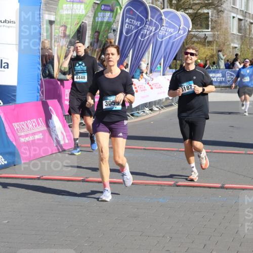 12.04.2026 - 45. Internationalen Wilhelmsburger Insellauf Strokosch-Dieckow http://msf.ph/oto/9464945 12.04.2026 10:57:12 Ziel 3059, 3187, 4448 meine-sportfotos.de