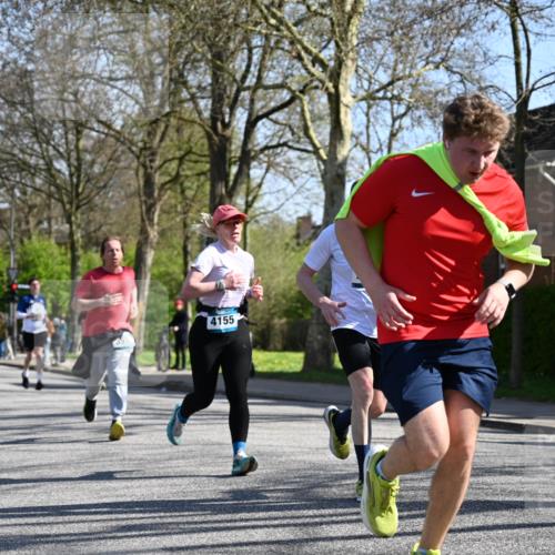 12.04.2026 - 45. Internationalen Wilhelmsburger Insellauf J. Mangold http://msf.ph/oto/9464947 12.04.2026 10:56:28 Ziel 2055, 5512, 2220, 4158, 2133, 2754, 4155, 2795, 3917, 5319, 5352, 2915, 3224, 4654, 3059, 3187, 4448, 2912, 2913, 4927, 2791, 2067, 4321, 2744, 5508, 4388, 2579, 2458, 5845, 5844 meine-sportfotos.de