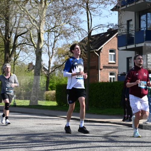 12.04.2026 - 45. Internationalen Wilhelmsburger Insellauf J. Mangold http://msf.ph/oto/9464995 12.04.2026 10:56:34 Ziel 4158, 2133, 2754, 4155, 2795, 3917, 5319, 5352, 2915, 3224, 4654, 3059, 3187, 4448, 2912, 2913, 4927, 2791, 2067, 4321, 2744, 5508, 4388, 2579, 2458, 5845, 5844 meine-sportfotos.de