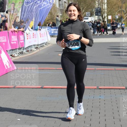 12.04.2026 - 45. Internationalen Wilhelmsburger Insellauf Strokosch-Dieckow http://msf.ph/oto/9465152 12.04.2026 11:15:19 Ziel 3508 meine-sportfotos.de