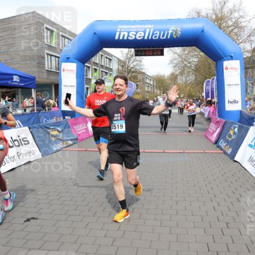 12.04.2026 - 45. Internationalen Wilhelmsburger Insellauf Strokosch-Dieckow http://msf.ph/oto/9465203 12.04.2026 13:13:29 Ziel 4693, 3519, 4970, 3686, 4643, 2877, 5265, 5266, 4648 meine-sportfotos.de