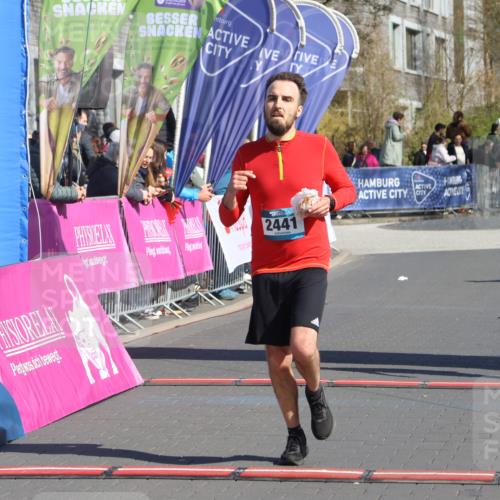 12.04.2026 - 45. Internationalen Wilhelmsburger Insellauf Strokosch-Dieckow http://msf.ph/oto/9465287 12.04.2026 10:58:00 Ziel 2441, 5243 meine-sportfotos.de