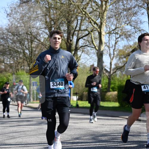 12.04.2026 - 45. Internationalen Wilhelmsburger Insellauf J. Mangold http://msf.ph/oto/9465354 12.04.2026 10:57:46 Ziel 5243, 3798, 2861, 3340, 2847, 4339, 3179, 3753, 4947, 3754, 5362, 4157, 2164, 4120, 2283, 2228, 4396, 3997, 2818, 3257, 2499, 2194, 2194, 2900, 3260, 3568, 4352, 4215, 4394, 3665 meine-sportfotos.de