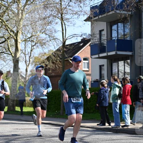 12.04.2026 - 45. Internationalen Wilhelmsburger Insellauf J. Mangold http://msf.ph/oto/9465394 12.04.2026 10:57:49 Ziel 3798, 2861, 3340, 2847, 4339, 3179, 3753, 4947, 3754, 5362, 4157, 2164, 4120, 2283, 2228, 4396, 3997, 2818, 3257, 2499, 2194, 2900, 3260, 3260, 3568, 4352, 4215, 4394, 3665 meine-sportfotos.de