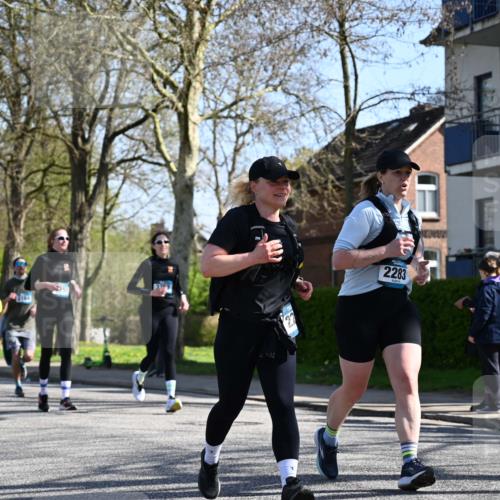 12.04.2026 - 45. Internationalen Wilhelmsburger Insellauf J. Mangold http://msf.ph/oto/9465420 12.04.2026 10:57:50 Ziel 3798, 2861, 3340, 2847, 4339, 3179, 3753, 4947, 3754, 5362, 4157, 2164, 4120, 2283, 2228, 4396, 3997, 2818, 3257, 2499, 2194, 2900, 3260, 3568, 4352, 4215, 4394, 3665 meine-sportfotos.de