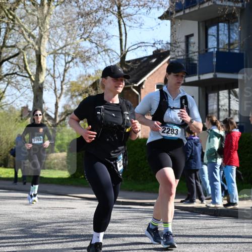 12.04.2026 - 45. Internationalen Wilhelmsburger Insellauf J. Mangold http://msf.ph/oto/9465428 12.04.2026 10:57:51 Ziel 2861, 3340, 2847, 4339, 3179, 3753, 4947, 3754, 5362, 4157, 2164, 4120, 2283, 2228, 4396, 3997, 2818, 3257, 2499, 2194, 2900, 3260, 3568, 3568, 4352, 4215, 4394, 3665, 3968 meine-sportfotos.de