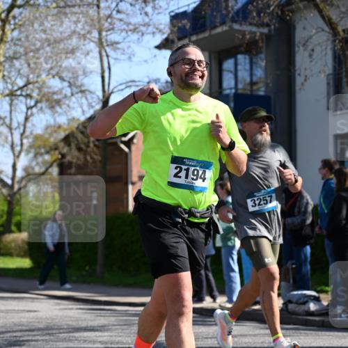 12.04.2026 - 45. Internationalen Wilhelmsburger Insellauf J. Mangold http://msf.ph/oto/9465537 12.04.2026 10:58:06 Ziel 3754, 5362, 4157, 2164, 4120, 2283, 2228, 4396, 3997, 2818, 3257, 2499, 2194, 2900, 3260, 3568, 4352, 4215, 4394, 4394, 3665, 3968, 4577, 5703, 3142, 5468, 5703, 3142, 5468, 3140, 4071, 2553 meine-sportfotos.de