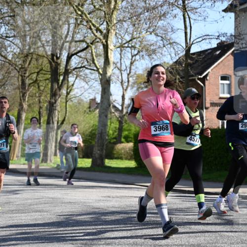 12.04.2026 - 45. Internationalen Wilhelmsburger Insellauf J. Mangold http://msf.ph/oto/9465606 12.04.2026 10:58:28 Ziel 3568, 4352, 4215, 4394, 3665, 3968, 4577, 5703, 3142, 5468, 3140, 4071, 2553, 2989, 3825, 5615, 3150, 2269 meine-sportfotos.de