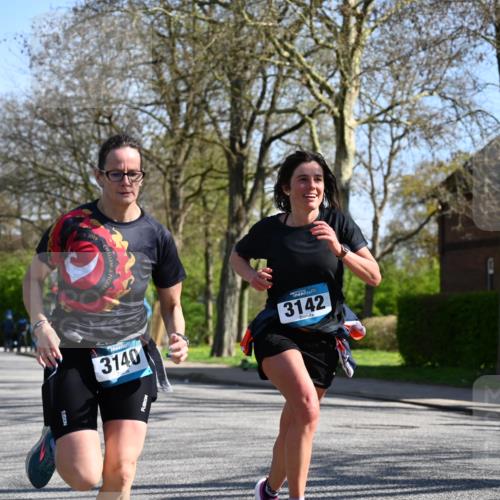 12.04.2026 - 45. Internationalen Wilhelmsburger Insellauf J. Mangold http://msf.ph/oto/9465656 12.04.2026 10:58:33 Ziel 3665, 3968, 4577, 5703, 3142, 5468, 3140, 4071, 2553, 2989, 3825, 5615, 3150, 3825, 5615, 3150, 2269, 5366, 3044, 3045, 3582 meine-sportfotos.de