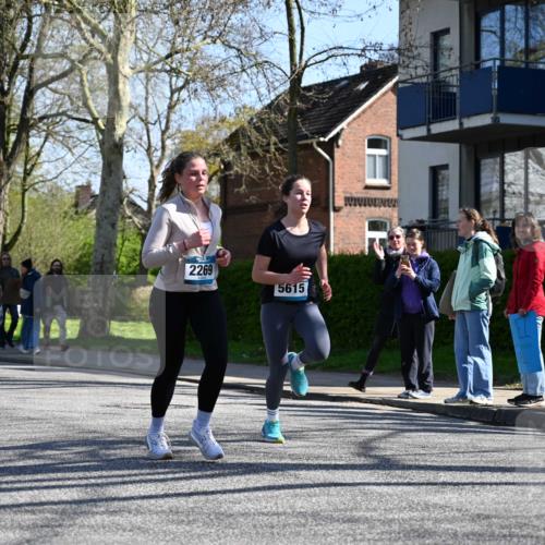 12.04.2026 - 45. Internationalen Wilhelmsburger Insellauf J. Mangold http://msf.ph/oto/9465714 12.04.2026 10:58:52 Ziel 2989, 3825, 5615, 3150, 2269, 5366, 3044, 3045, 3582, 4896, 2308, 5419, 2931, 2930 meine-sportfotos.de