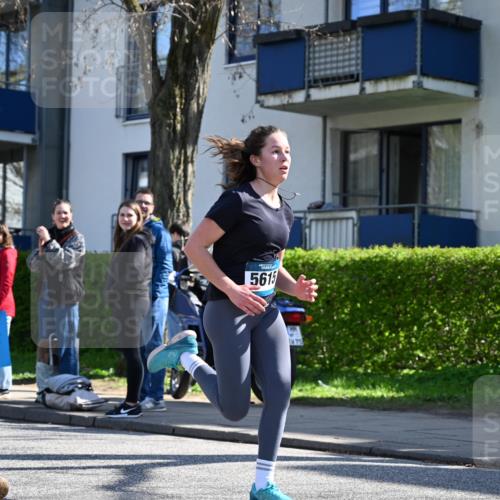 12.04.2026 - 45. Internationalen Wilhelmsburger Insellauf J. Mangold http://msf.ph/oto/9465731 12.04.2026 10:58:52 Ziel 2989, 3825, 5615, 3150, 2269, 5366, 3044, 3045, 3582, 4896, 2308, 5419, 2931, 2930 meine-sportfotos.de