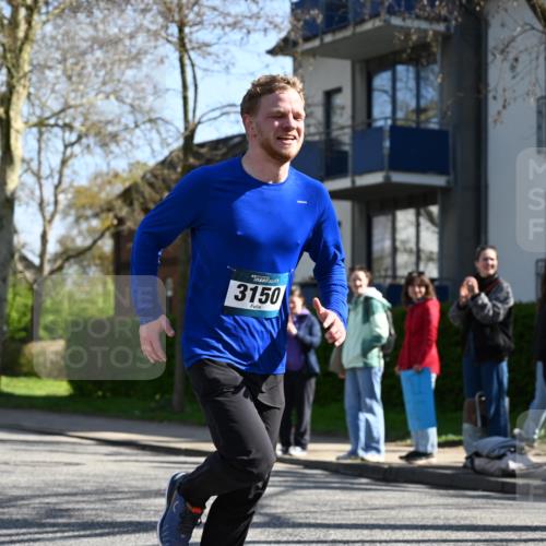 12.04.2026 - 45. Internationalen Wilhelmsburger Insellauf J. Mangold http://msf.ph/oto/9465738 12.04.2026 10:58:53 Ziel 2989, 3825, 5615, 3150, 2269, 5366, 3044, 3045, 3582, 4896, 2308, 5419, 2931, 2930 meine-sportfotos.de