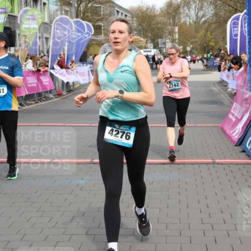 12.04.2026 - 45. Internationalen Wilhelmsburger Insellauf Strokosch-Dieckow http://msf.ph/oto/9465876 12.04.2026 13:12:33 Ziel 4328, 4276, 5031, 4532, 2742, 5437 meine-sportfotos.de