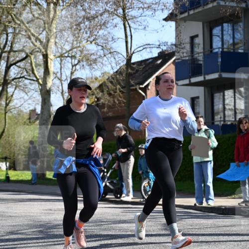 12.04.2026 - 45. Internationalen Wilhelmsburger Insellauf J. Mangold http://msf.ph/oto/9465917 12.04.2026 10:59:31 Ziel 2308, 5419, 2931, 2930, 4004, 2858, 5699, 5698, 4101, 2529, 3194, 3194, 3367, 3468, 2665, 2988, 4289, 3723, 3797, 3727, 2166 meine-sportfotos.de