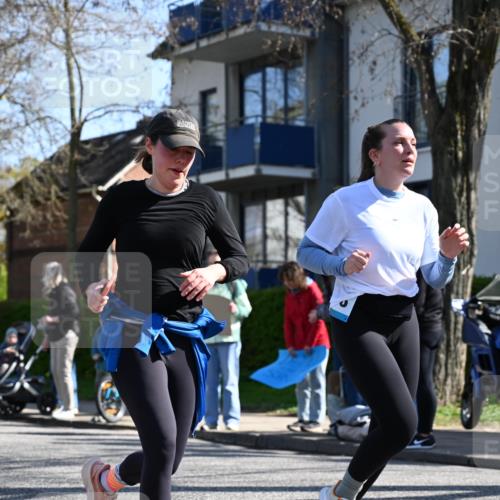 12.04.2026 - 45. Internationalen Wilhelmsburger Insellauf J. Mangold http://msf.ph/oto/9465928 12.04.2026 10:59:31 Ziel 2308, 5419, 2931, 2930, 4004, 2858, 5699, 5698, 4101, 2529, 3194, 3194, 3367, 3468, 2665, 2988, 4289, 3723, 3797, 3727, 2166 meine-sportfotos.de