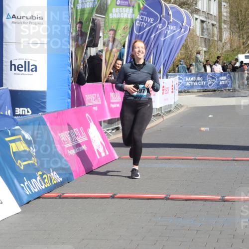 12.04.2026 - 45. Internationalen Wilhelmsburger Insellauf Strokosch-Dieckow http://msf.ph/oto/9466000 12.04.2026 11:16:47 Ziel 4497 meine-sportfotos.de