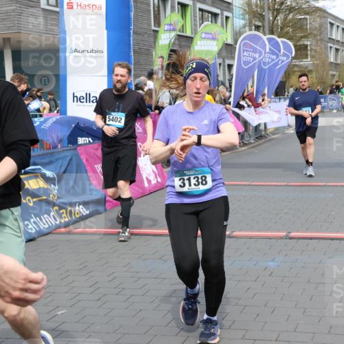 12.04.2026 - 45. Internationalen Wilhelmsburger Insellauf Strokosch-Dieckow http://msf.ph/oto/9466044 12.04.2026 13:12:19 Ziel 2396, 3079, 3138, 5402, 2136, 4683, 5640, 4480 meine-sportfotos.de