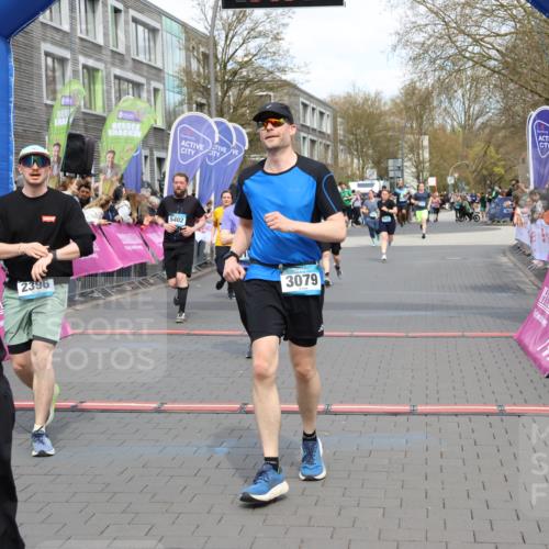 12.04.2026 - 45. Internationalen Wilhelmsburger Insellauf Strokosch-Dieckow http://msf.ph/oto/9466056 12.04.2026 13:12:17 Ziel 2396, 3079, 3138, 5402, 2136, 4683 meine-sportfotos.de