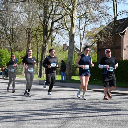 12.04.2026 - 45. Internationalen Wilhelmsburger Insellauf J. Mangold http://msf.ph/oto/9466108 12.04.2026 11:00:08 Ziel 2988, 4289, 3723, 3797, 3727, 2166, 2977, 4107, 4152, 2646, 4991, 4993, 3953, 3373, 4632, 2389, 3725 meine-sportfotos.de