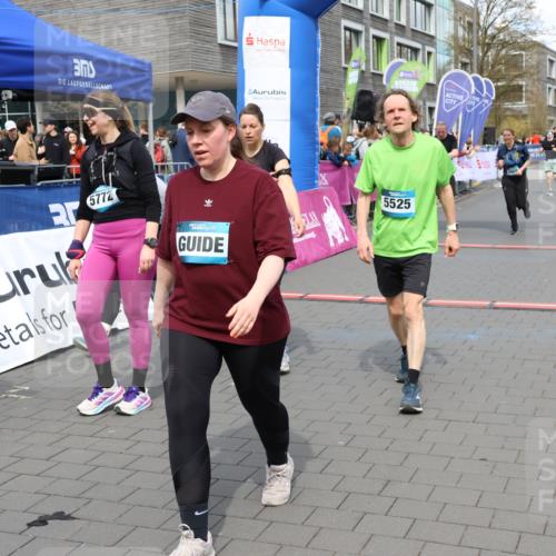 12.04.2026 - 45. Internationalen Wilhelmsburger Insellauf Strokosch-Dieckow http://msf.ph/oto/9466137 12.04.2026 13:12:10 Ziel 2084, 5772, 3733, 4730, 3969, 3055, 4664 meine-sportfotos.de