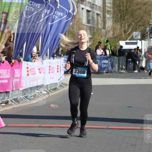 12.04.2026 - 45. Internationalen Wilhelmsburger Insellauf Strokosch-Dieckow http://msf.ph/oto/9466165 12.04.2026 10:59:47 Ziel 2308 meine-sportfotos.de