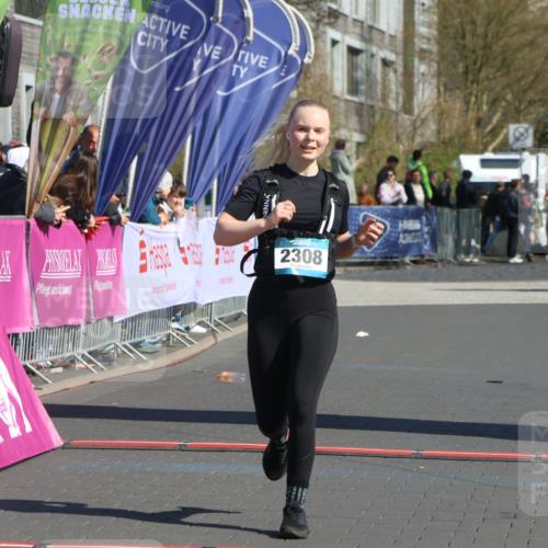 12.04.2026 - 45. Internationalen Wilhelmsburger Insellauf Strokosch-Dieckow http://msf.ph/oto/9466199 12.04.2026 10:59:47 Ziel 2308 meine-sportfotos.de