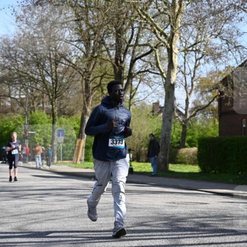 12.04.2026 - 45. Internationalen Wilhelmsburger Insellauf J. Mangold http://msf.ph/oto/9466220 12.04.2026 11:00:27 Ziel 4152, 2646, 4991, 4993, 3953, 3373, 4632, 2389, 3725, 5581, 3463 meine-sportfotos.de