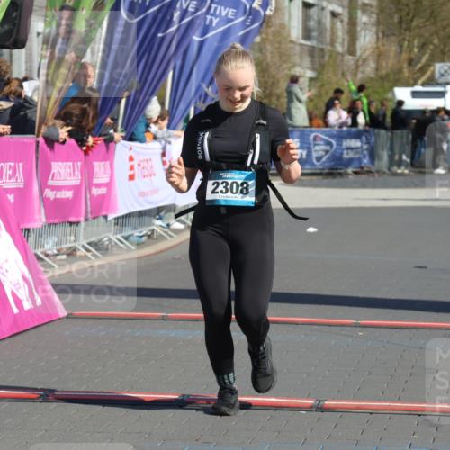 12.04.2026 - 45. Internationalen Wilhelmsburger Insellauf Strokosch-Dieckow http://msf.ph/oto/9466230 12.04.2026 10:59:48 Ziel 2308 meine-sportfotos.de