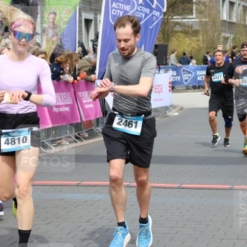 12.04.2026 - 45. Internationalen Wilhelmsburger Insellauf Strokosch-Dieckow http://msf.ph/oto/9466231 12.04.2026 13:11:54 Ziel 4796, 2461, 4810, 3994, 4558, 3573, 4427, 2844 meine-sportfotos.de
