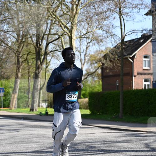 12.04.2026 - 45. Internationalen Wilhelmsburger Insellauf J. Mangold http://msf.ph/oto/9466236 12.04.2026 11:00:27 Ziel 4152, 2646, 4991, 4993, 3953, 3373, 4632, 2389, 3725, 5581, 3463 meine-sportfotos.de